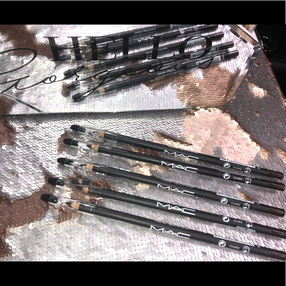 M.A.C. eye/lip liner pencil product